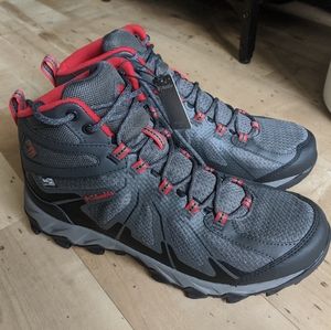 Columbia PeakFreak Xcel Mid hiking boots